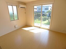 ＶｉＶｉｅｎｄａつくし野 102 2階3LDKのリビング/ダイニング