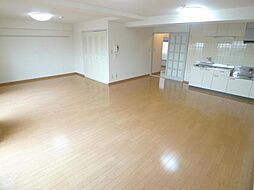 ブルーヒルズ A405 4階1LDKのリビング/ダイニング