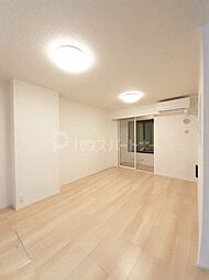 カーサ・フォーリスト 104 1階1LDKのリビング/ダイニング