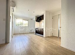 レジオン・ドヌール 102 1階2LDKのリビング/ダイニング