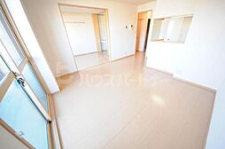 フォースリンロード 102 1階2LDKのリビング/ダイニング