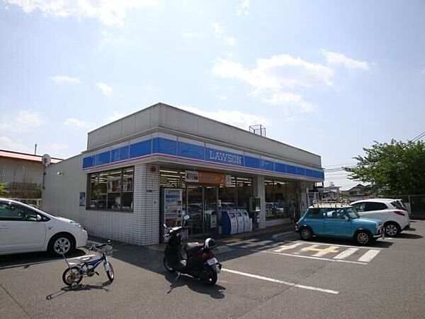 画像5:ローソン宝塚高司一丁目店 715m