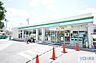 周辺：ファミリーマート宝塚山本駅前店 429m