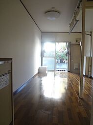 エムハイム 1階ワンルームのリビング/ダイニング