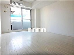 アドニス 3階1Kのリビング/ダイニング