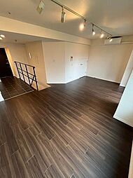 JMFレジデンス世田谷三宿 1階1LDKのリビング/ダイニング