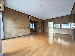 千歳台2丁目貸家 3LDKのリビング/ダイニング