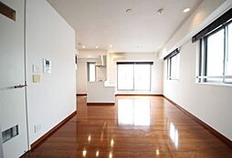 パークハウス代々木公園アーバンス 7階1LDKのリビング/ダイニング