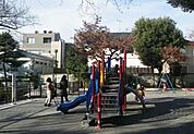 自由が丘公園（636m）