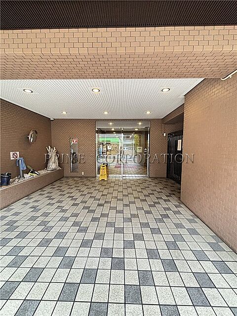9 / 20