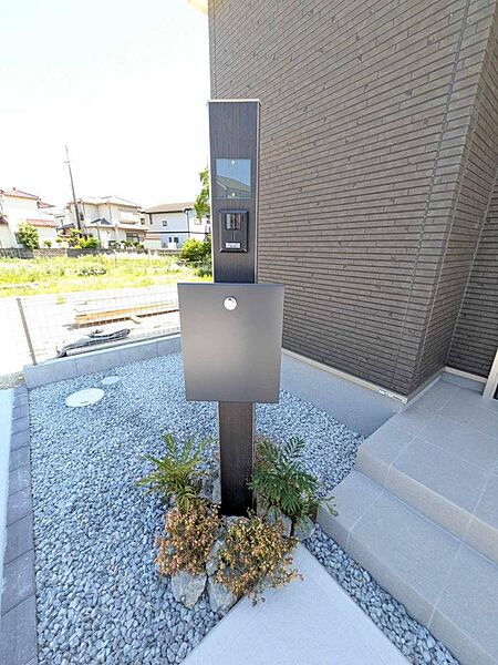 玄関を拡大表示