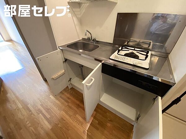 画像8:キッチン