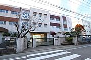 名古屋市立荒子小学校 665m