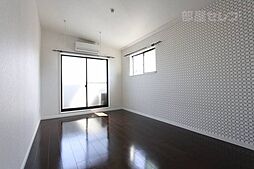 PRIMAVERA　WEST 3階ワンルームのリビング/ダイニング