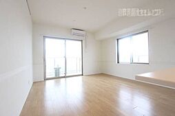 ロイヤルパークスERささしま 19階3LDKのリビング/ダイニング