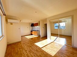 ピュア・コートII 2階1LDKのリビング/ダイニング