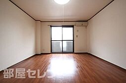 シームリー・ハウス 2階1Kのリビング/ダイニング