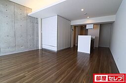 コレクション名駅III 8階ワンルームのリビング/ダイニング