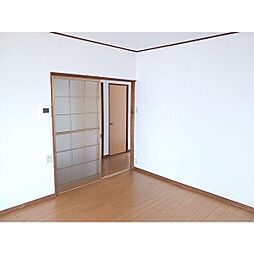 梅村ハイツII 2階3DKのリビング/ダイニング