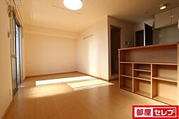 アストレア 3階1LDKのリビング/ダイニング