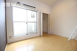 olive 1階ワンルームのリビング/ダイニング