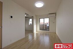 フィオーレ（Fiore） 2階1LDKのリビング/ダイニング