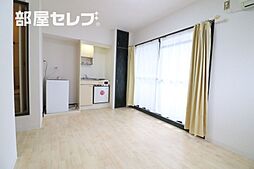 メゾンリラ 1階ワンルームのリビング/ダイニング