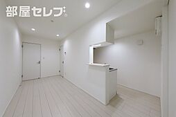 アラウンドスカイ 1階1LDKのリビング/ダイニング