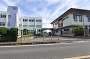 あま市立甚目寺中学校 972m
