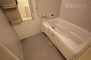 追炊き付きのキレイなお風呂