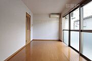 ※1Ｃ号室室内参照