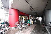 FRESH FOODS FEEL 栄生店 160m