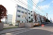 名古屋市立一柳中学校 1335m