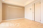 401号室内装写真参照
