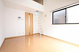 ＴＫロイヤルコーポ 1階1Kのリビング/ダイニング