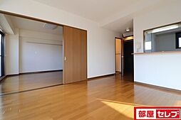 オレンジヴィラ若水 1階ワンルームのリビング/ダイニング