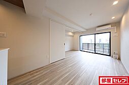 Thames garden place 4階1LDKのリビング/ダイニング