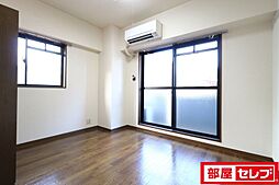 メゾン・ド・リスブラン 4階1Kのリビング/ダイニング