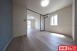 エルドラド 1階1LDKのリビング/ダイニング