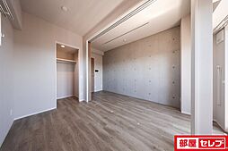 アレフガルド 7階1DKのリビング/ダイニング