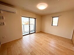 NIIルーチェ 4階1Kのリビング/ダイニング