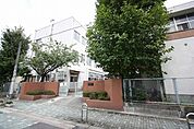 名古屋市立内山小学校 134m