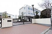 名古屋市立広見小学校 191m