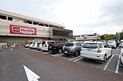 マックスバリュグランド千種若宮大通店 376m