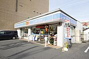 ローソン中村水主町店 384m