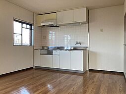 サンシャイン芝田 2階2LDKのリビング/ダイニング