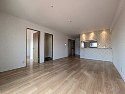 Precious One 5階2LDKのリビング/ダイニング