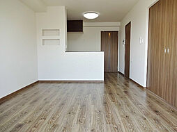 サルビア 2階2LDKのリビング/ダイニング