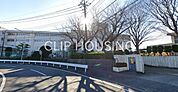 秦野市立広畑小学校 徒歩9分。 710m