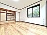 室内：室内